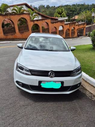 VOLKSWAGEN JETTA 2.0 TSI HIGHLINE 211CV GASOLINA 4P TIPTRONIC